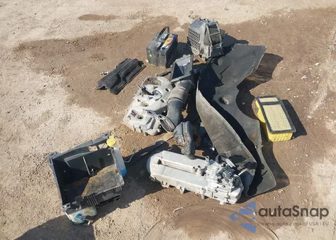 2014 Ford F-250 Lariat z USA, uszkodzony, nr VIN 1FT7W2BT3EEA65628